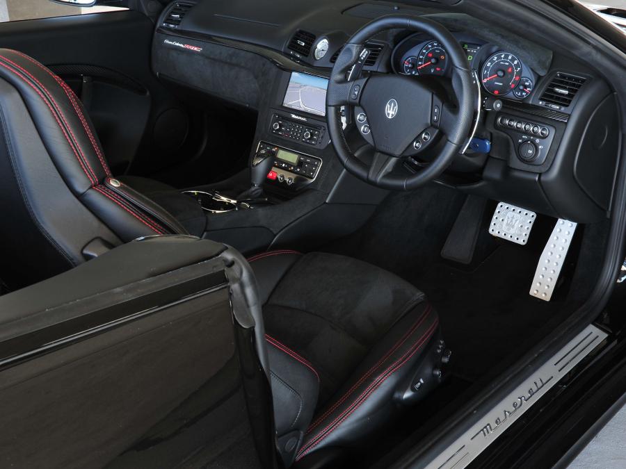  Maserati GranCabrio MC 2013 года  (AU) (фото 4 из 14)